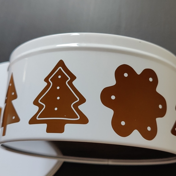 IKEA | Christmas / Holiday | 6 inch 🍪 Cookie tin - Picture 8 of 10